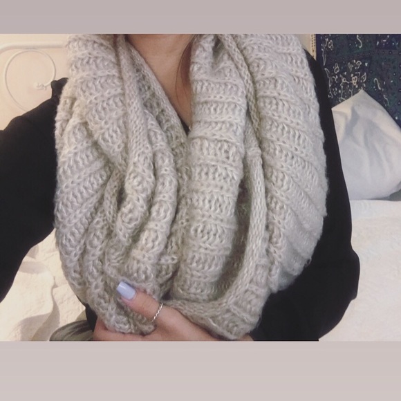 Aldo Accessories - Infinity scarf Aldo Accessories - Infinity scarf
